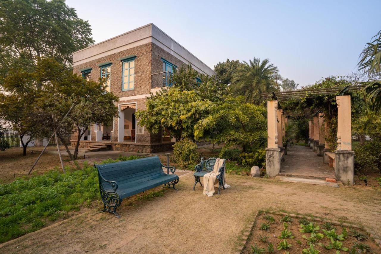 Lohonostays Library Sadhrana Bagh Gurgáon Kültér fotó