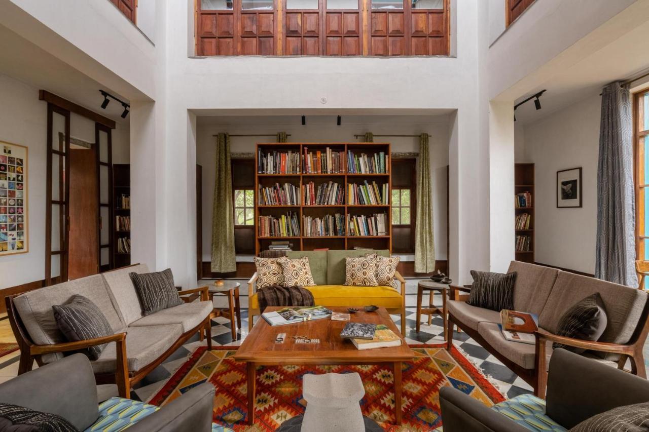 Lohonostays Library Sadhrana Bagh Gurgáon Kültér fotó